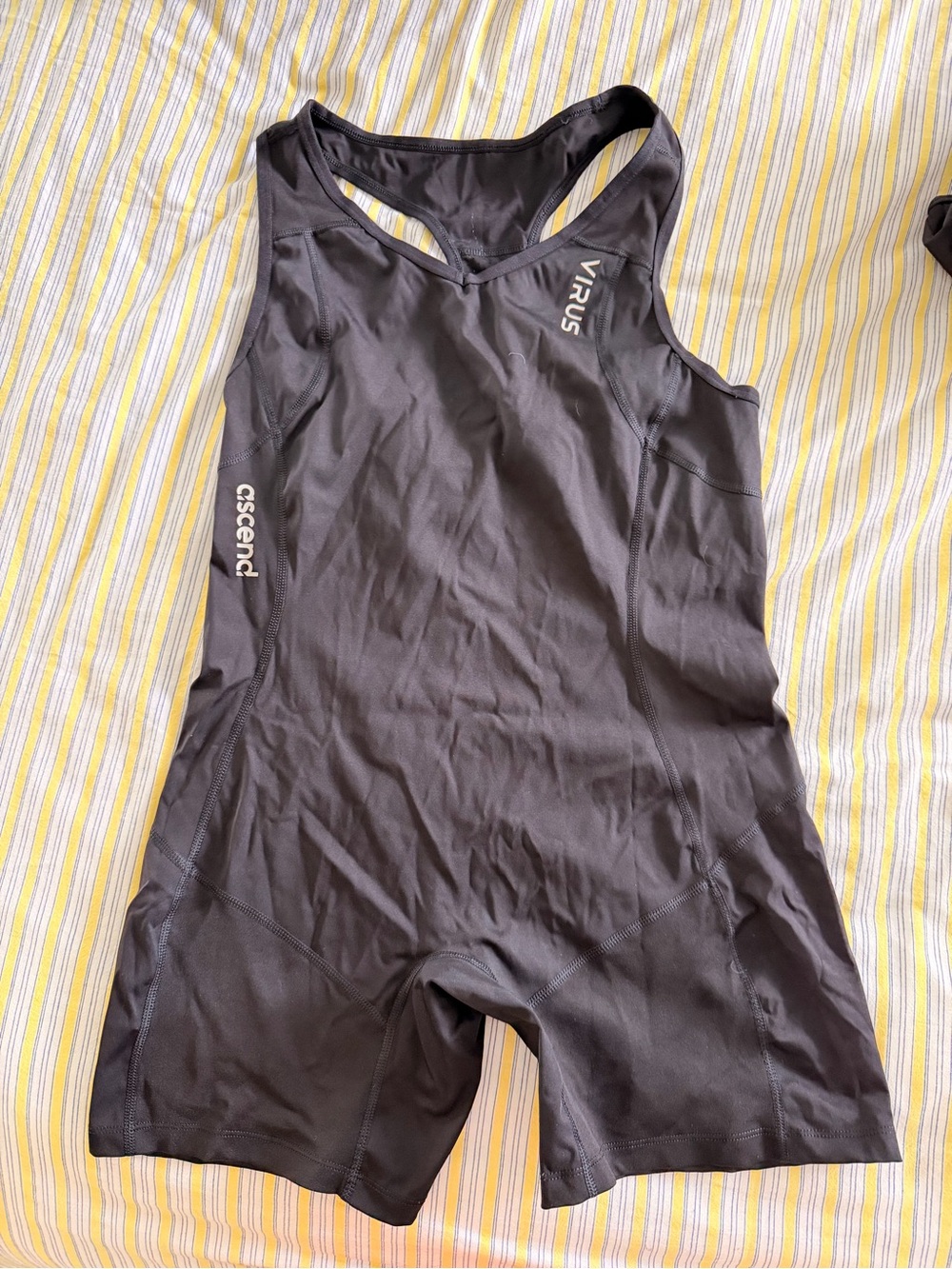 VIRUS Women’s Singlet